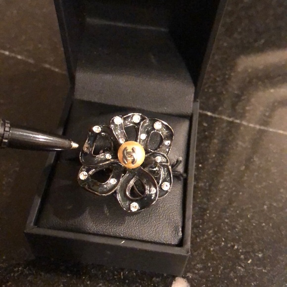 Chanel ring - Picture 2 of 6